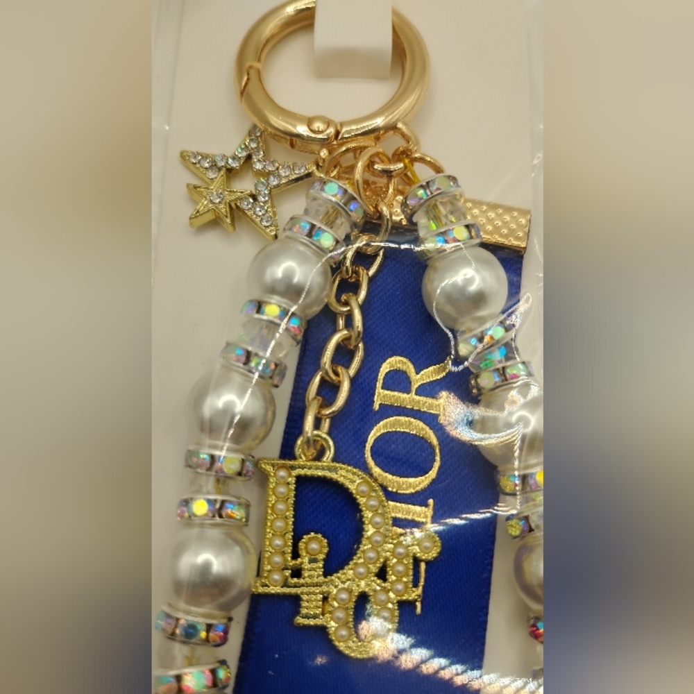 Dior Keychain With Pearls & Gemstones - Picture 3 of 3